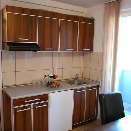 Stan Na Dan Apartment *